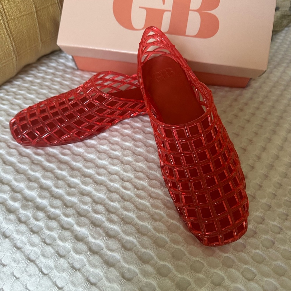 Gianni Bini Red Woven Flats - Picture 3 of 5